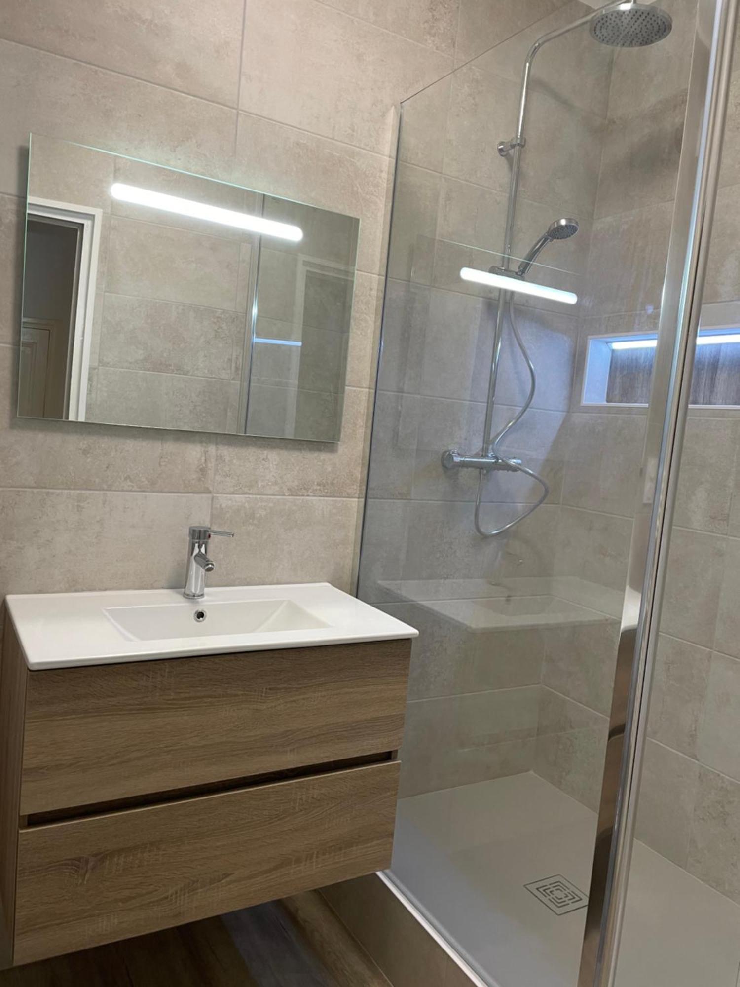 T2 Plein Centre Au 1Er Etage Avec Parking Prive Apartment Millau Exterior photo